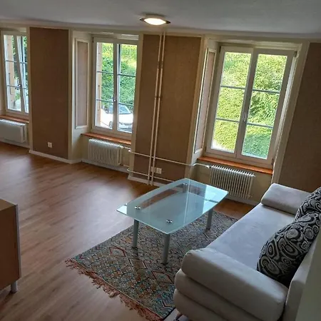 Appartamento Wunderschoene Wohnung Mitten In La Neuveville La Neuveville